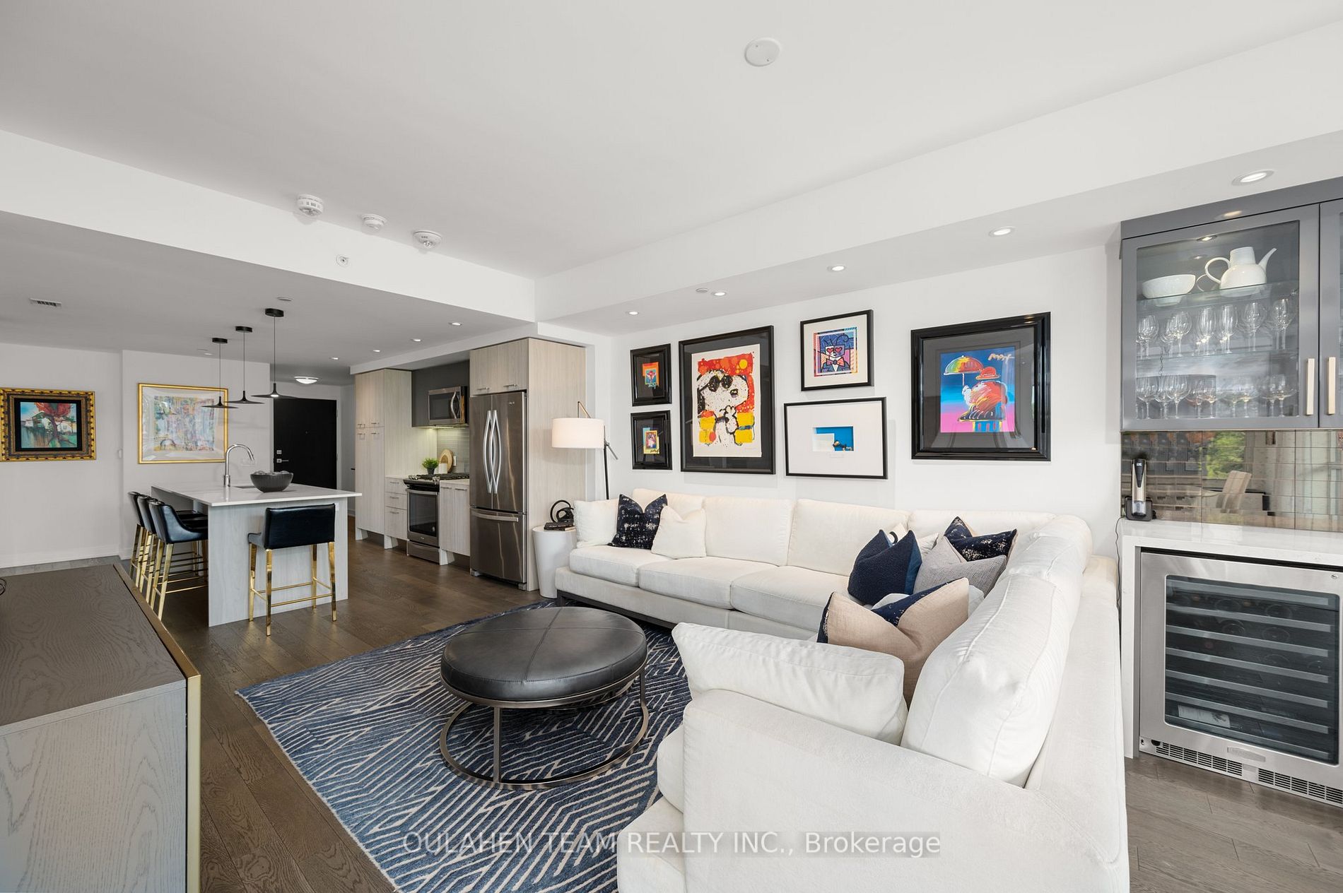 665 Kingston Rd, #302