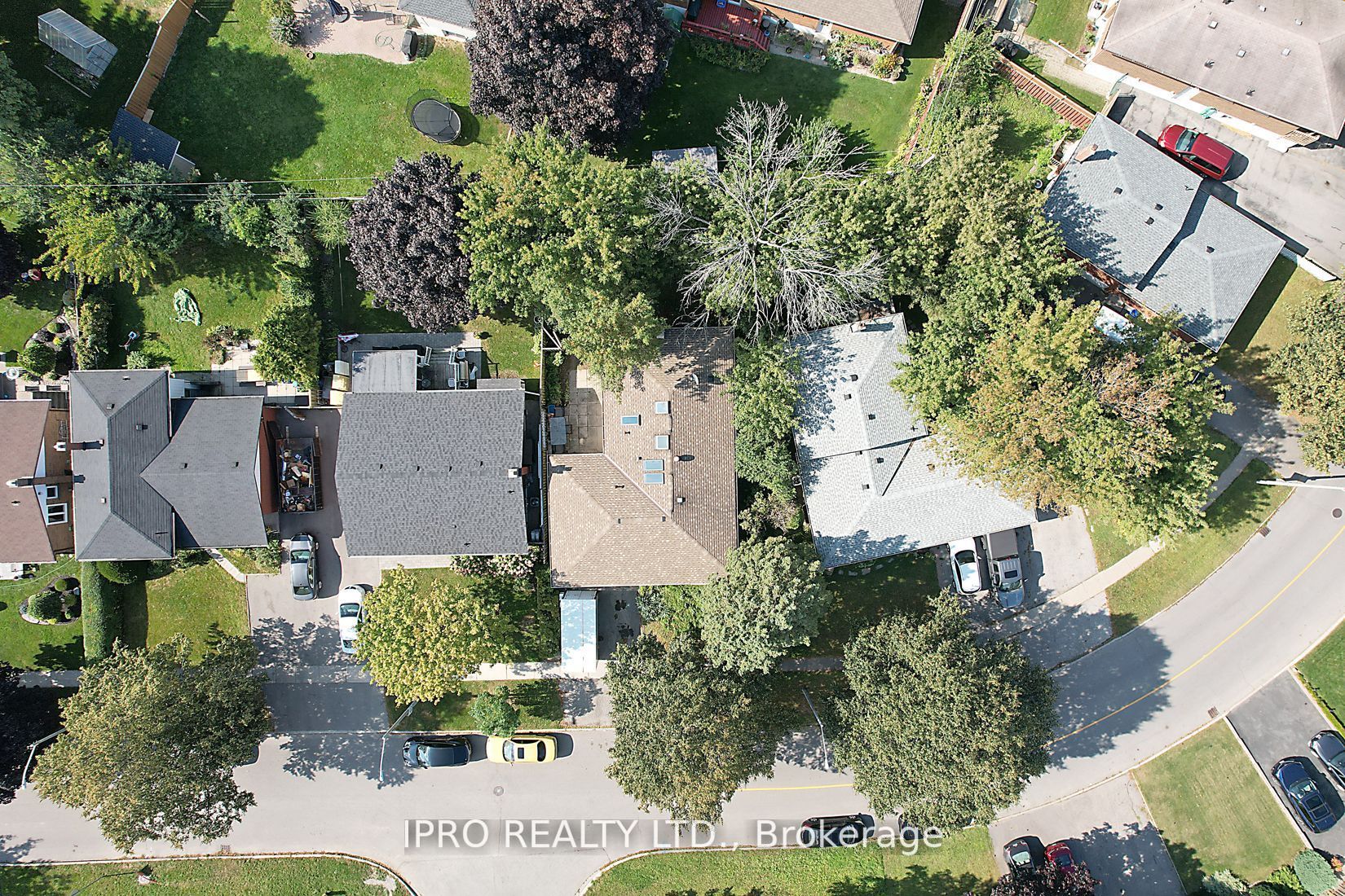 151 Clements Rd E