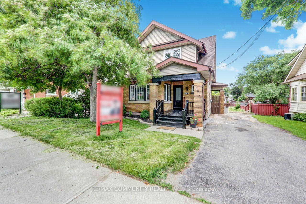 507 Brock St S, #Main