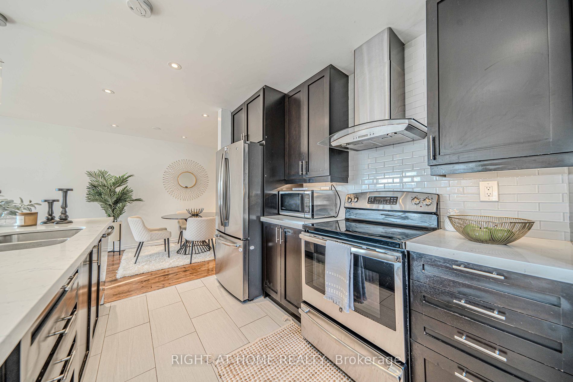 378 Daytona Crt
