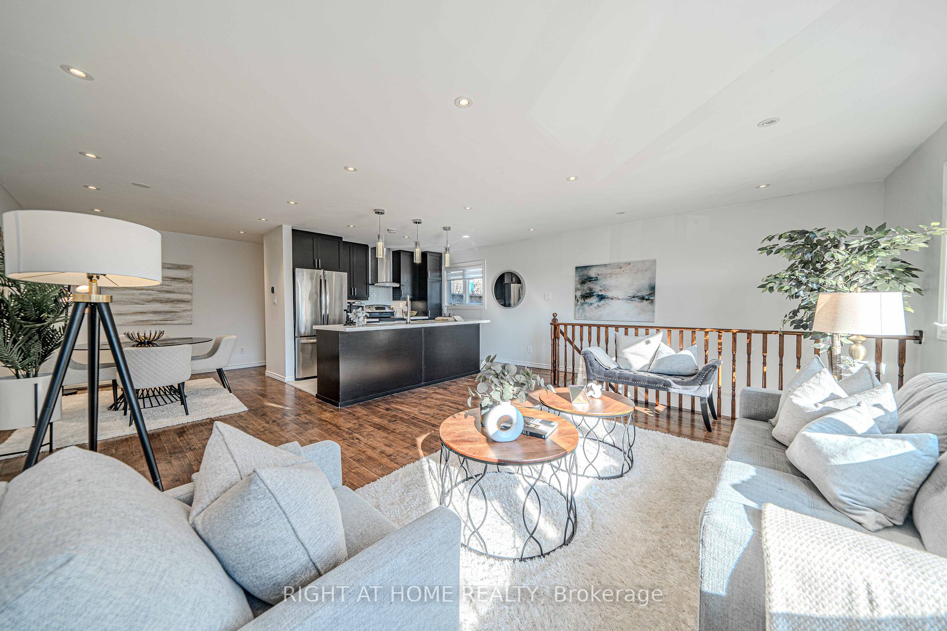 378 Daytona Crt