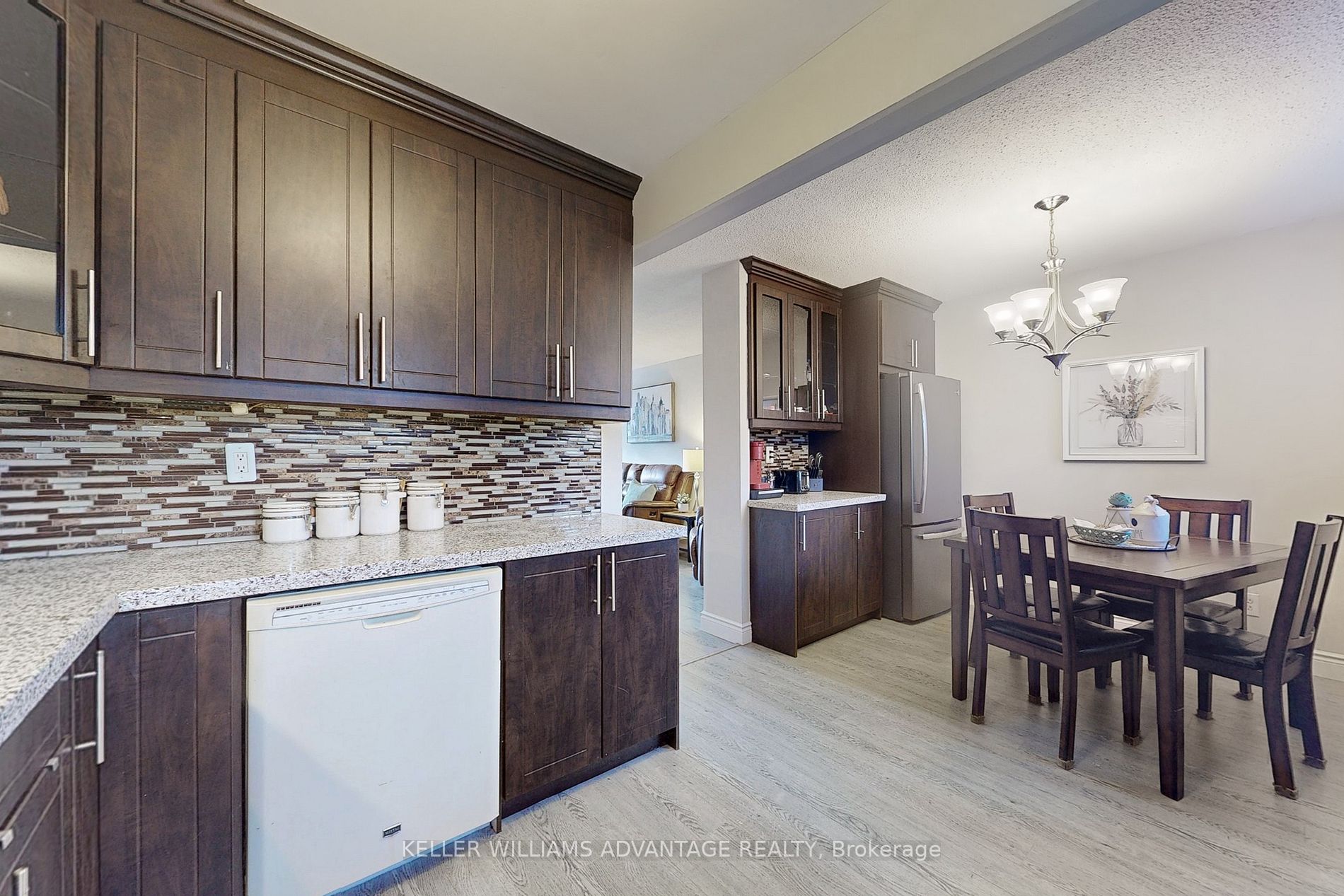 55 Collinsgrove Rd, #212