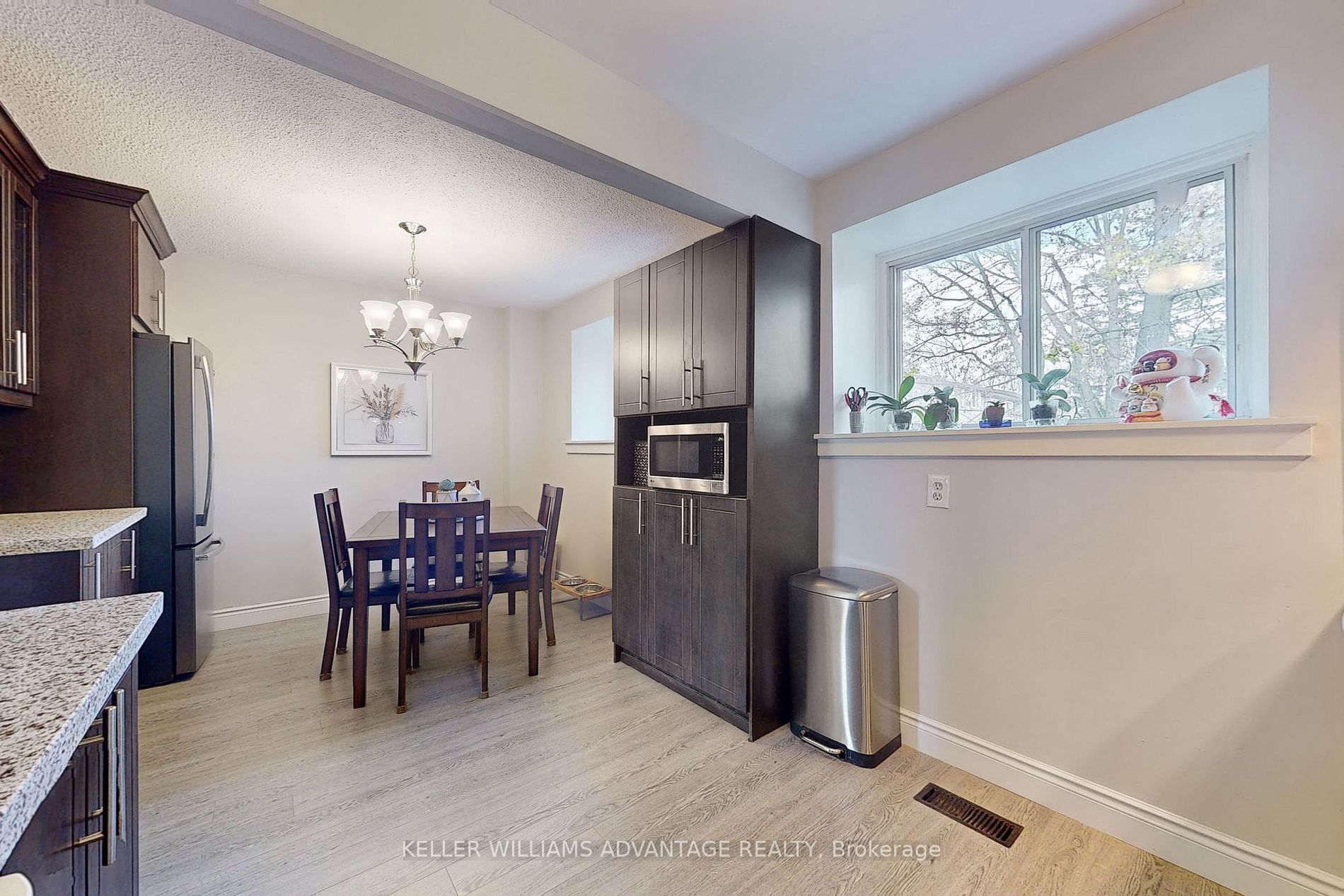 55 Collinsgrove Rd, #212