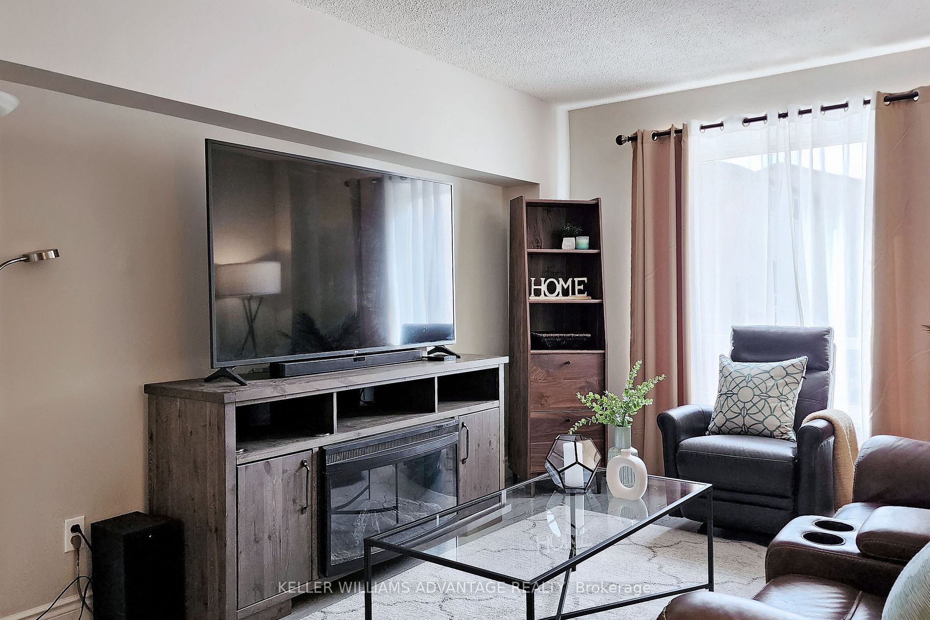 55 Collinsgrove Rd, #212