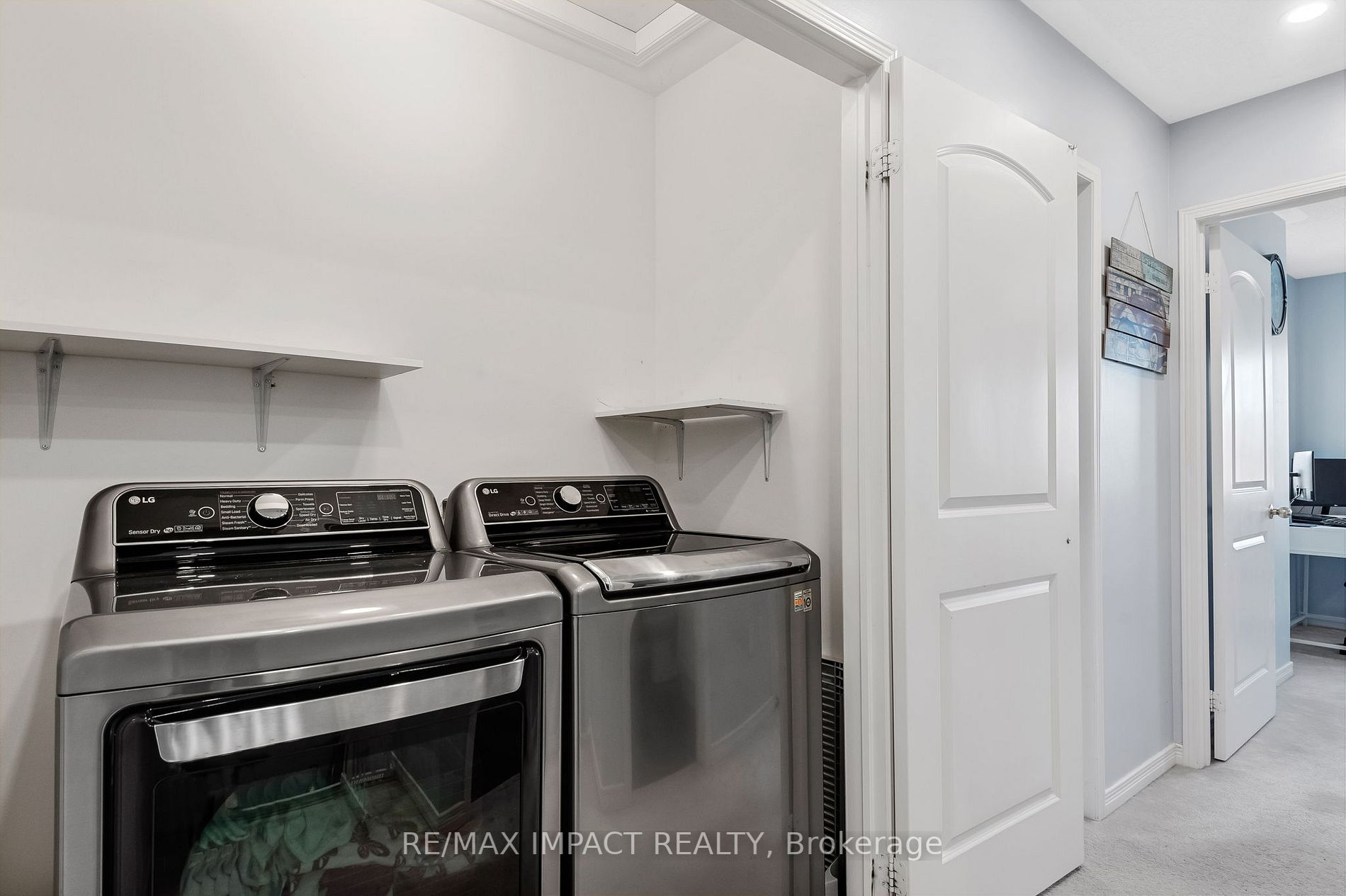 115 Honeyman Dr
