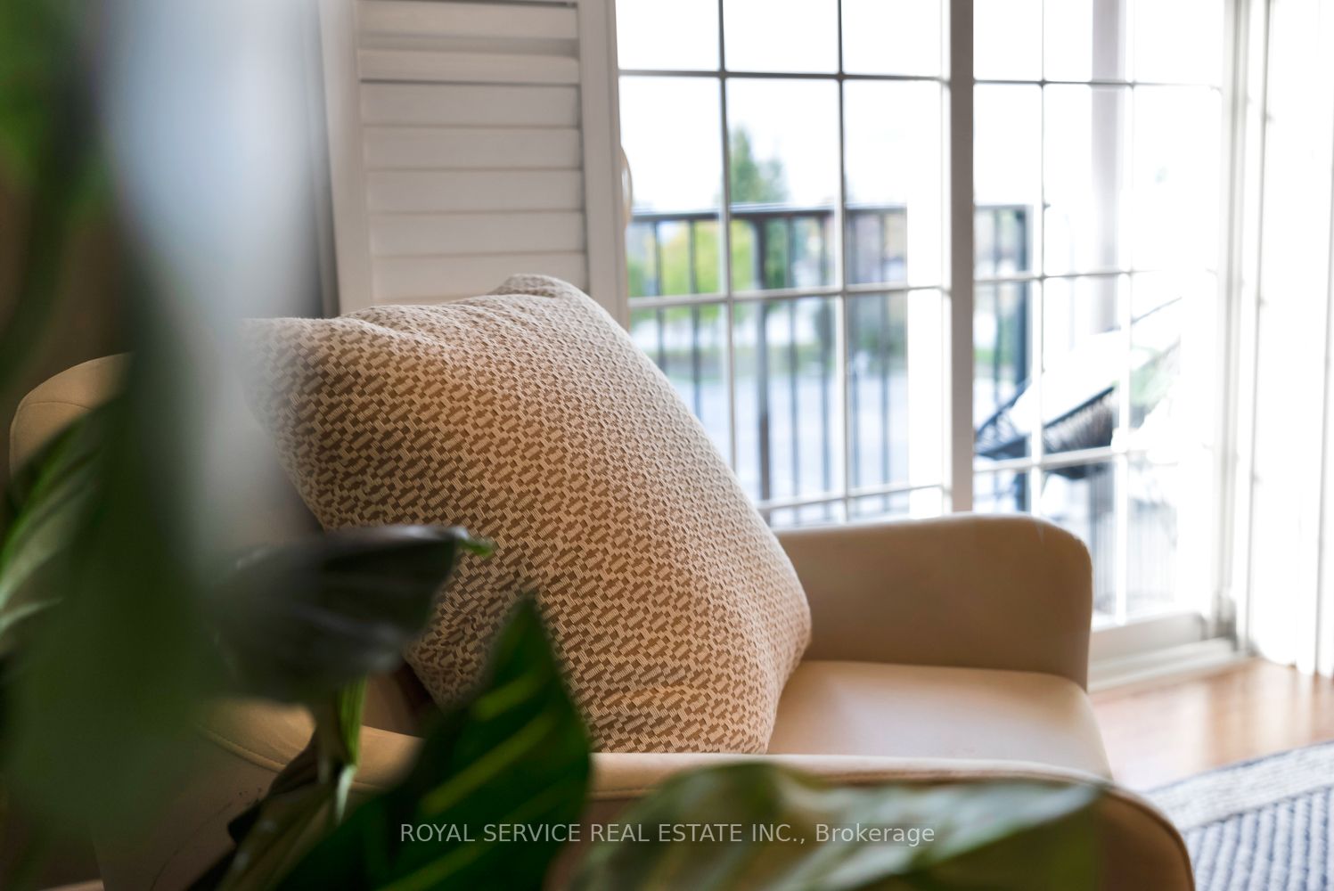 61 Clarington Blvd, #216