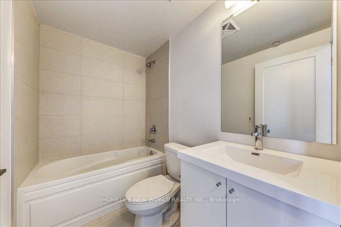 2550 Simcoe Street N, #507