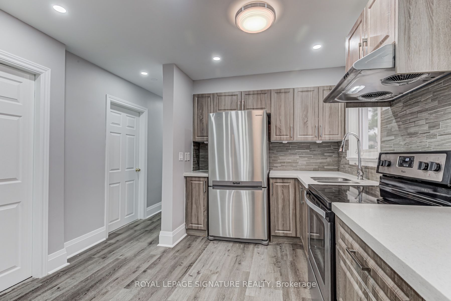 26 Jeavons Ave