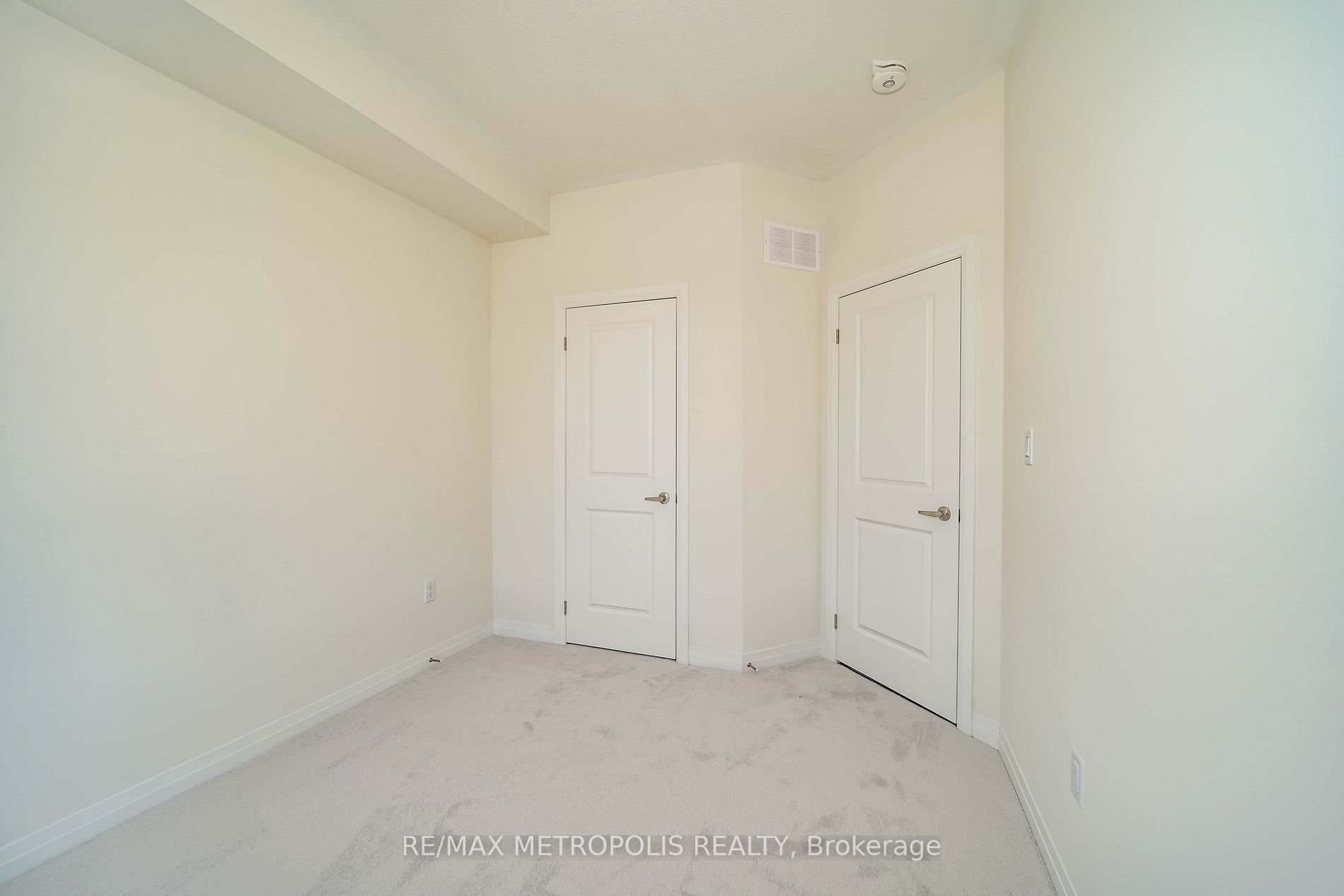2724 Peter Matthews Dr