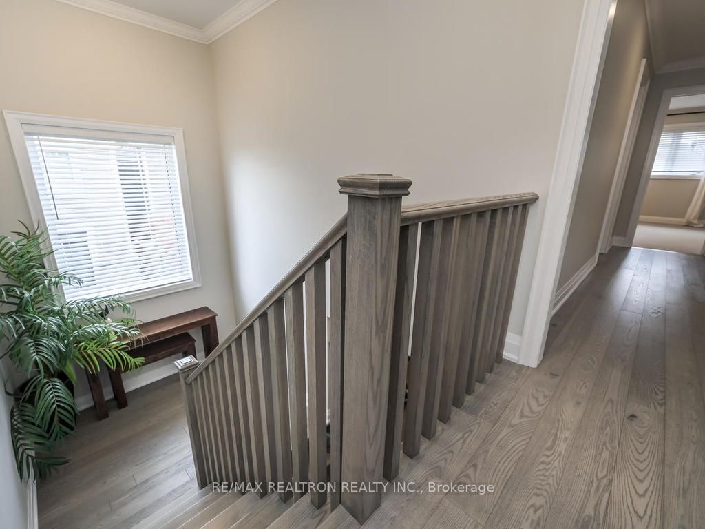 2450 Bridle Rd