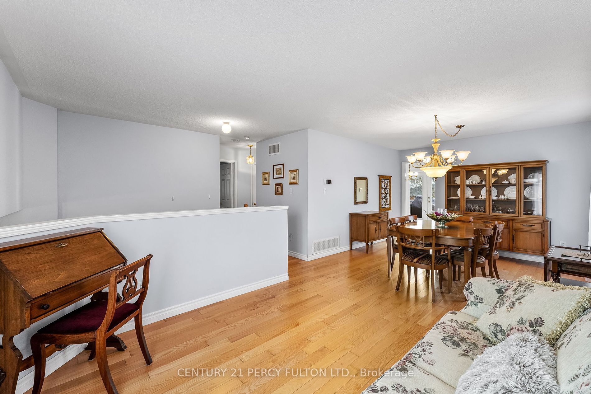 80 Calwell Dr