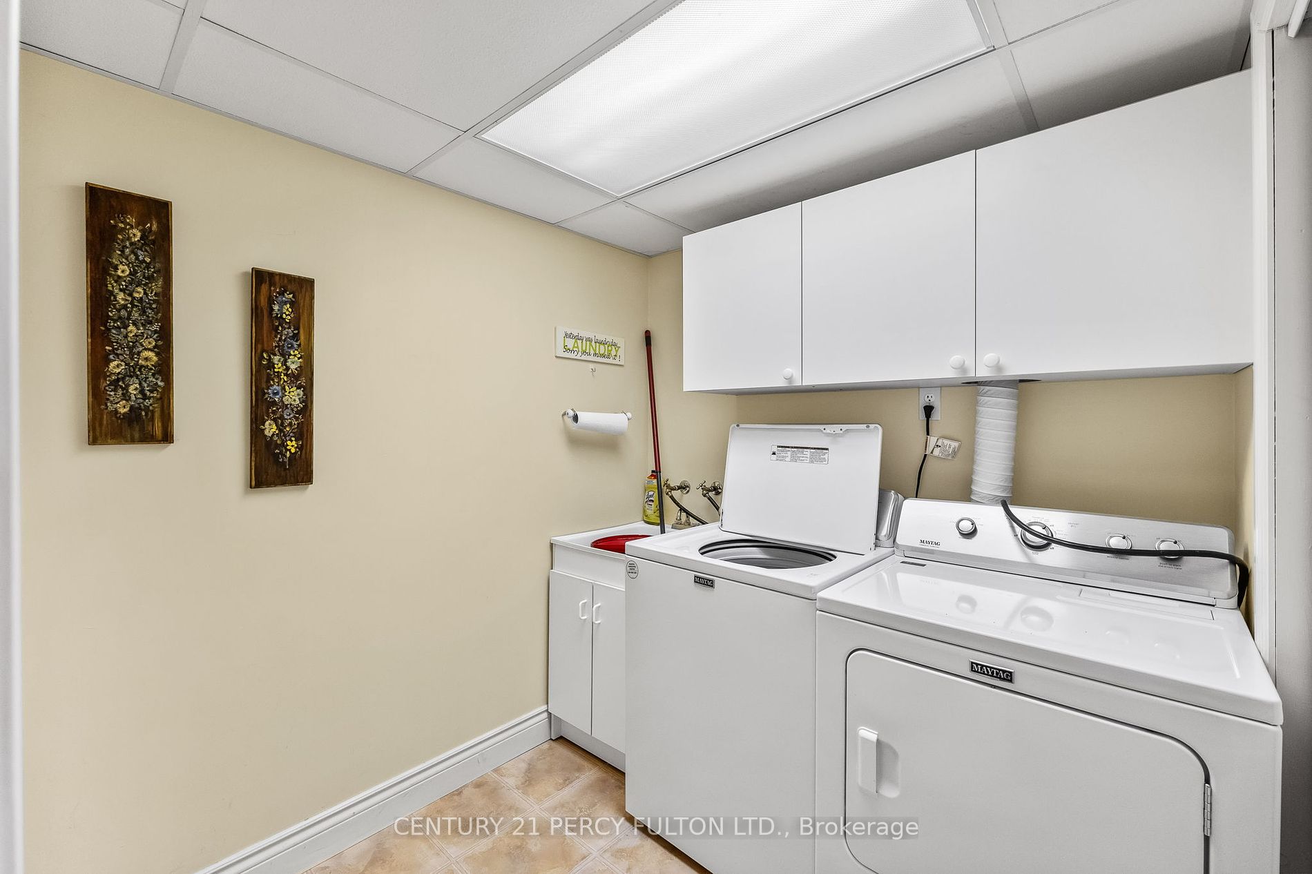 80 Calwell Dr
