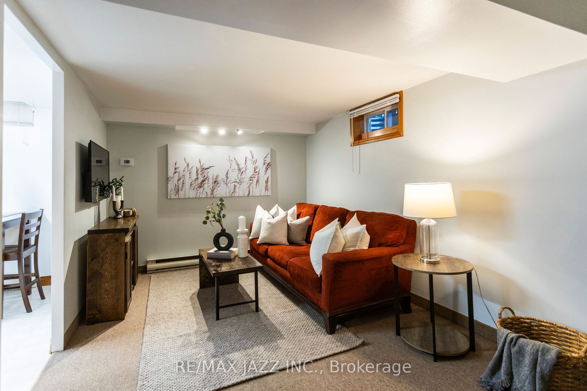 757 Edna Crt