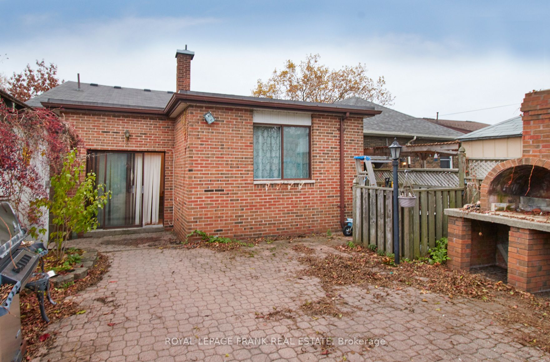 312 Strathmore Blvd