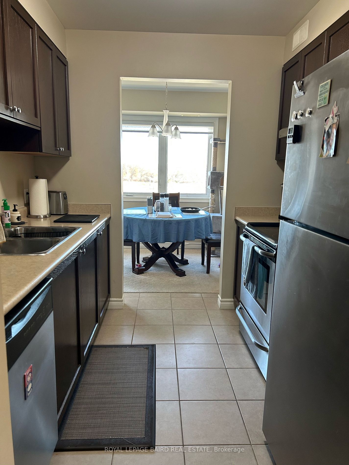 1418 Simcoe St S, #1