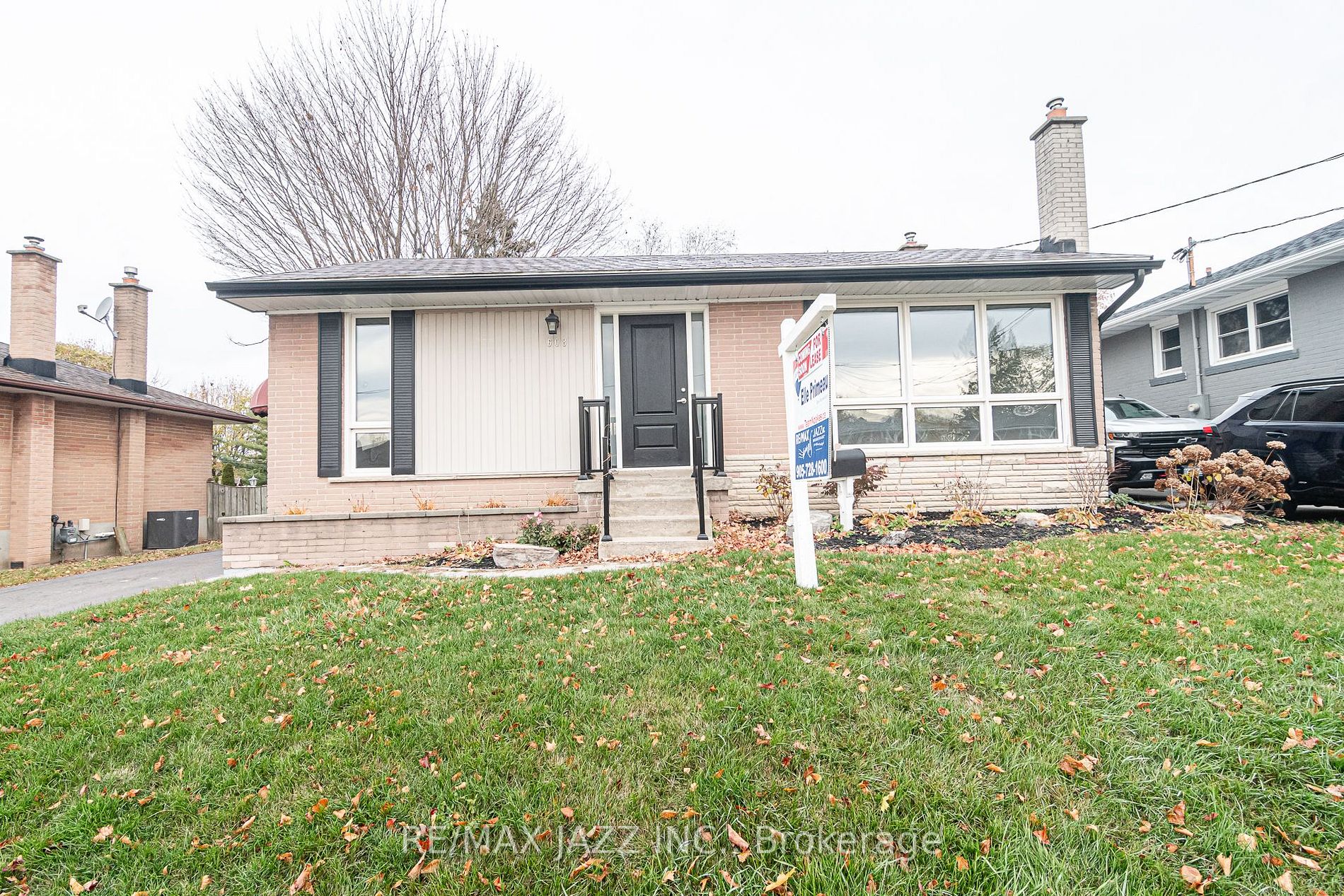 608 Gilbert St W