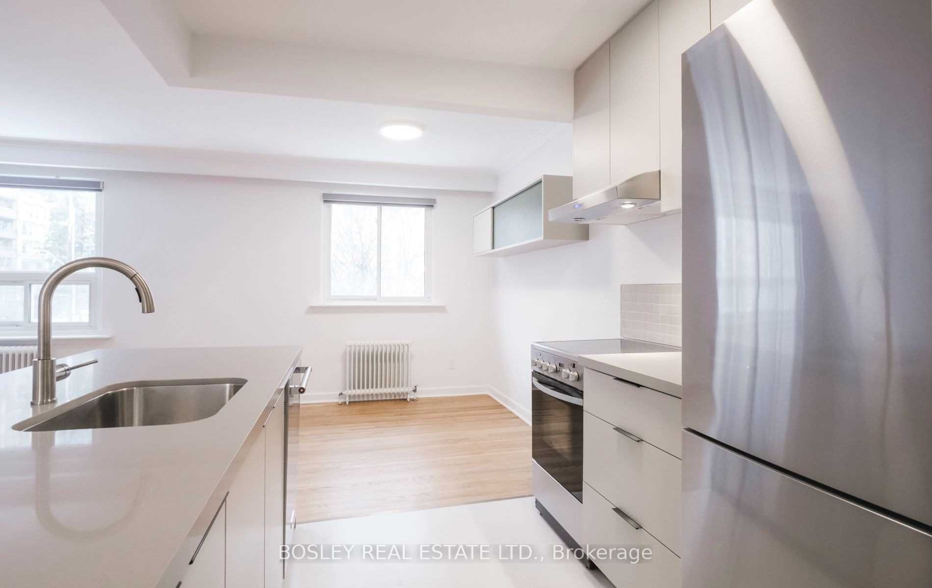 555 Birchmount Rd, #302