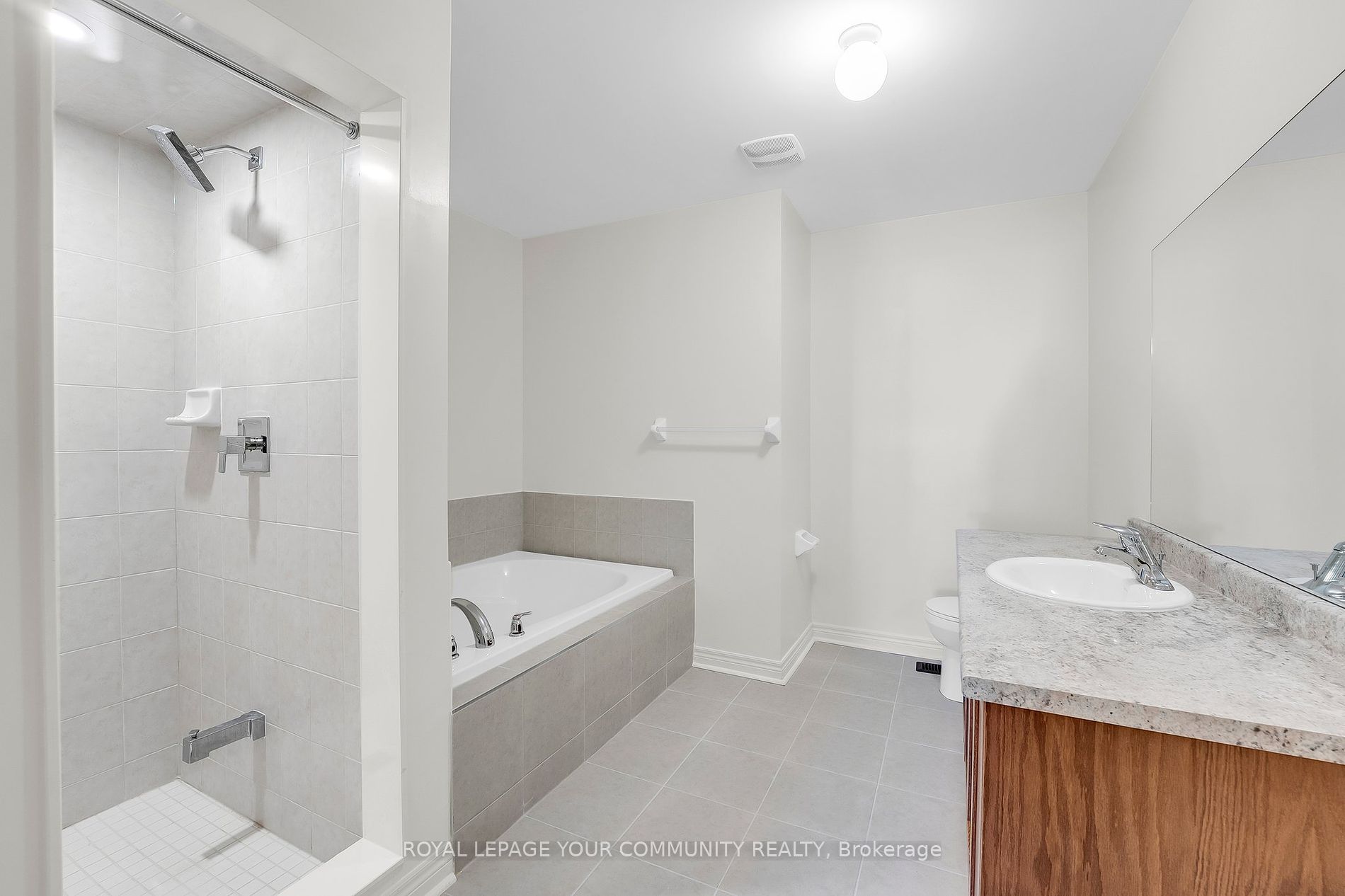 1263 JIM BREWSTER Circle, #B36-1