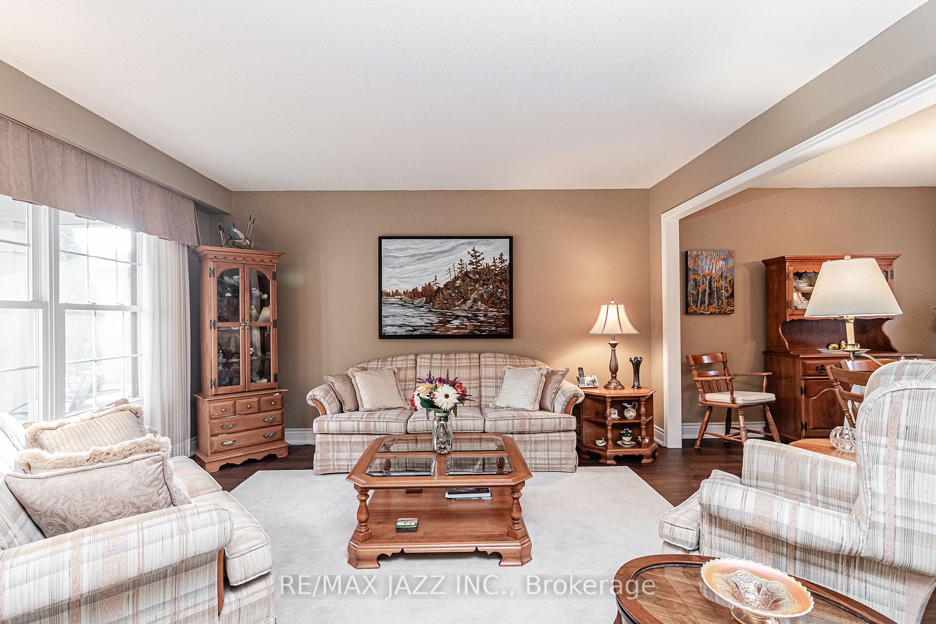 397 Elmwood Crt