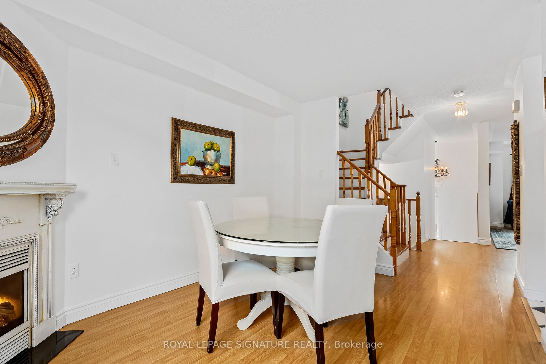 6 Twigg Dr