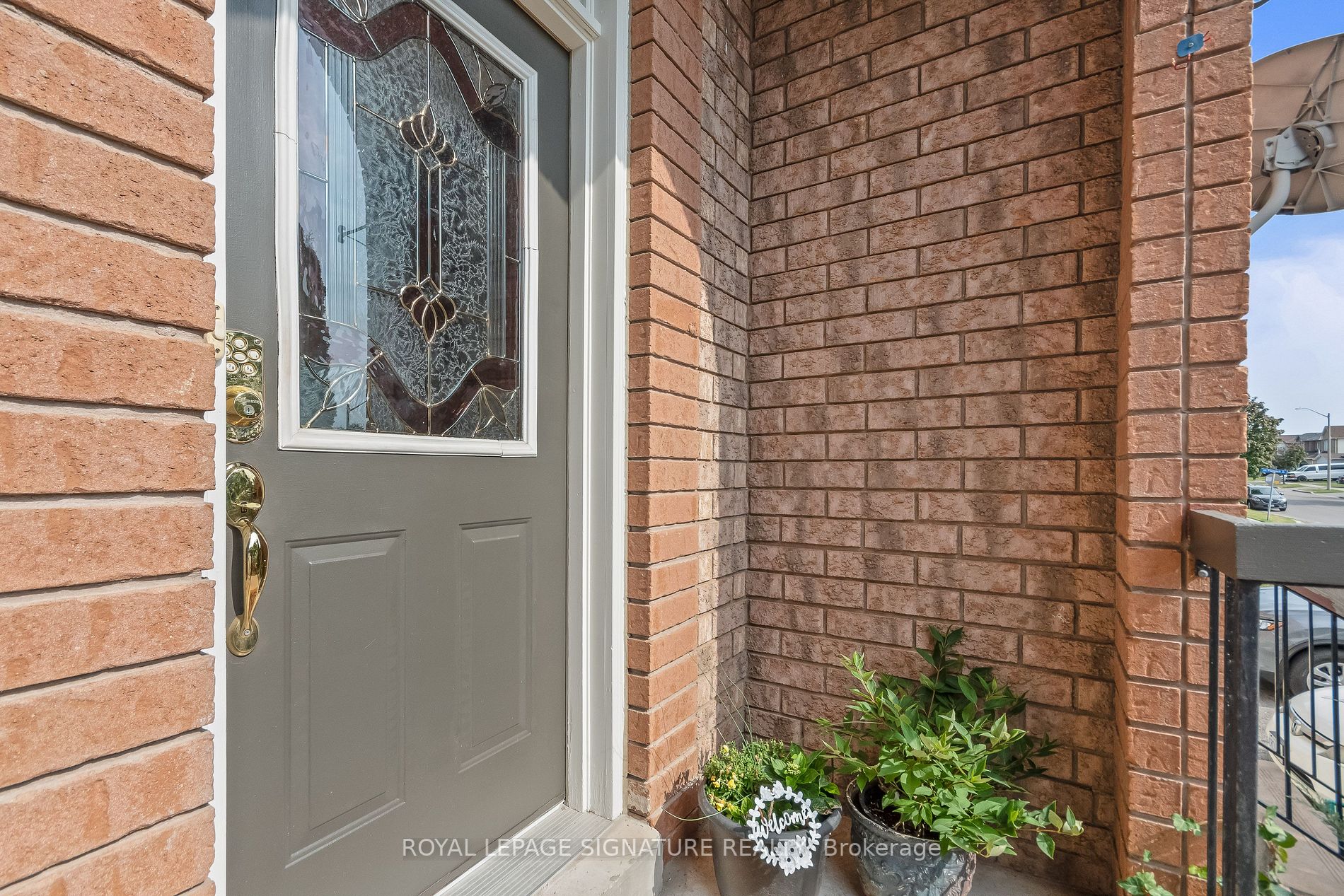 6 Twigg Dr