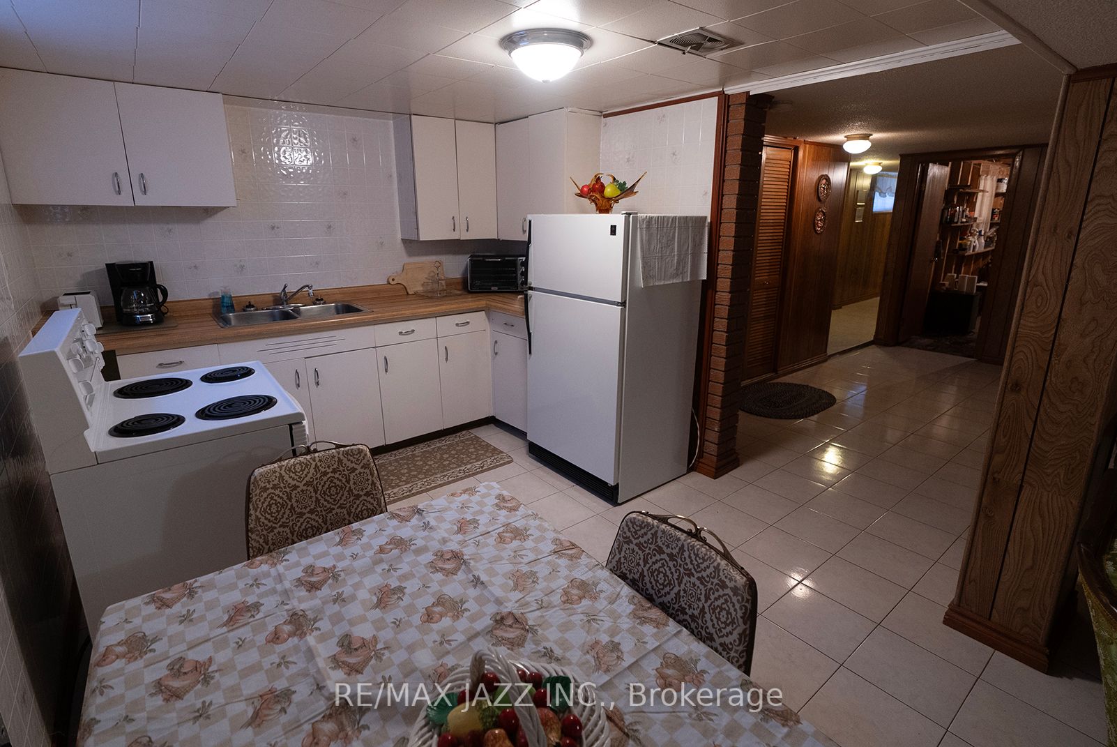 115 Harris Crt