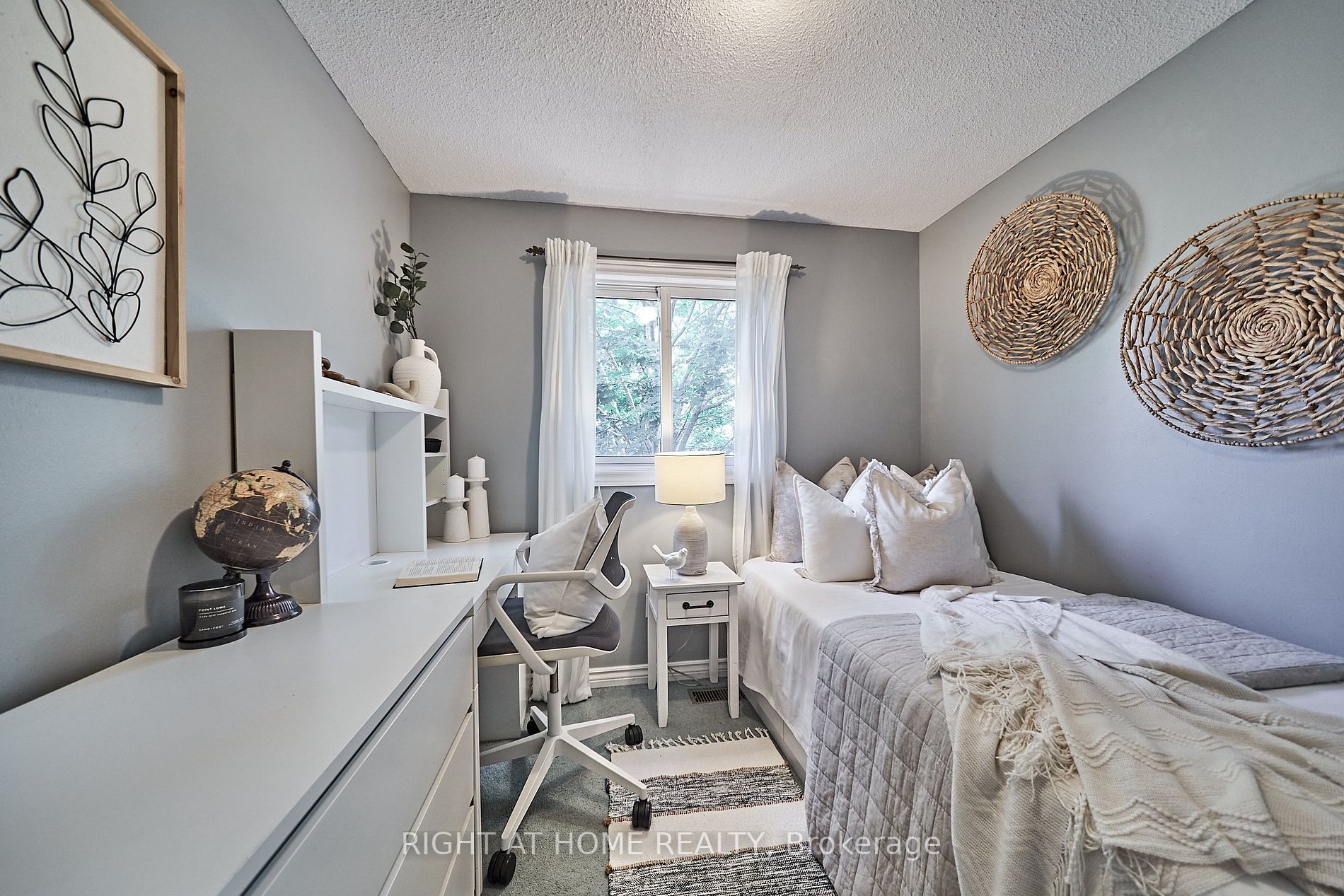 19 Greenfield Cres