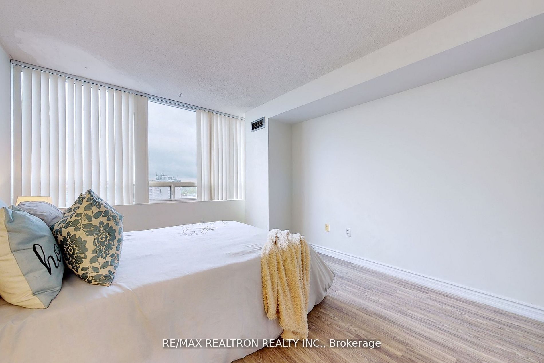 3050 Ellesmere Road, #1619