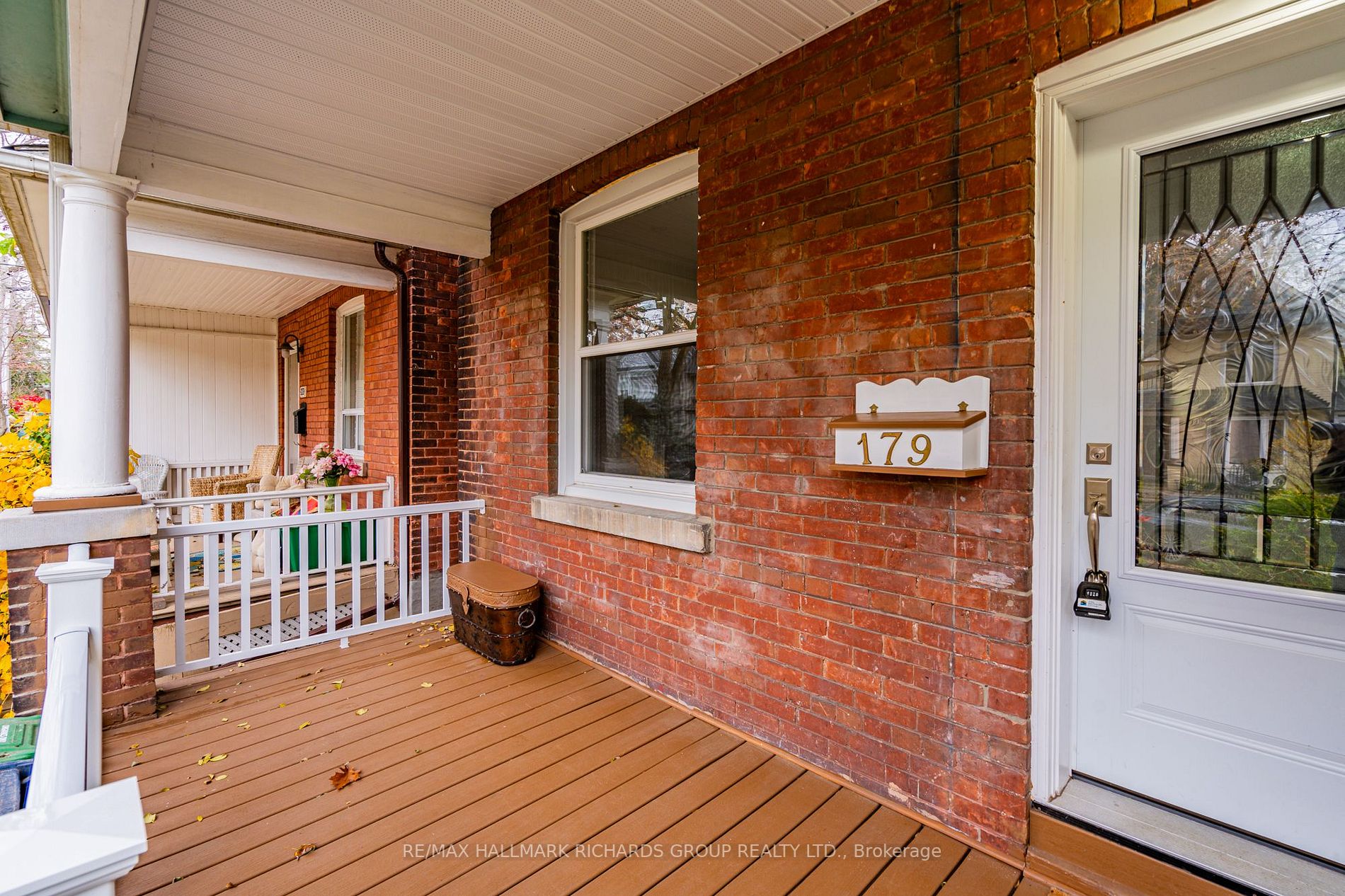 179 Lee Ave