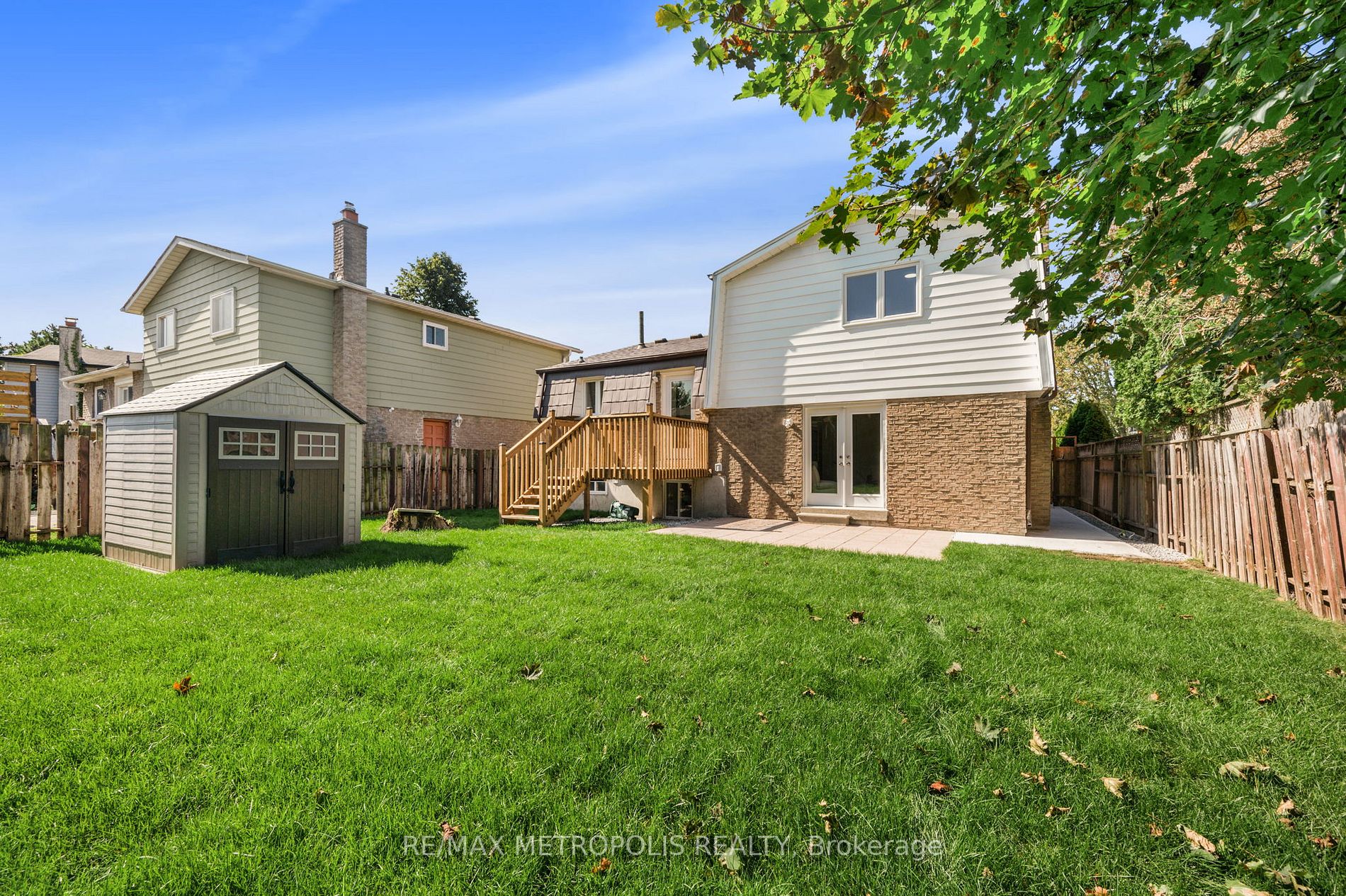 17 Chopin Crt, #Upper