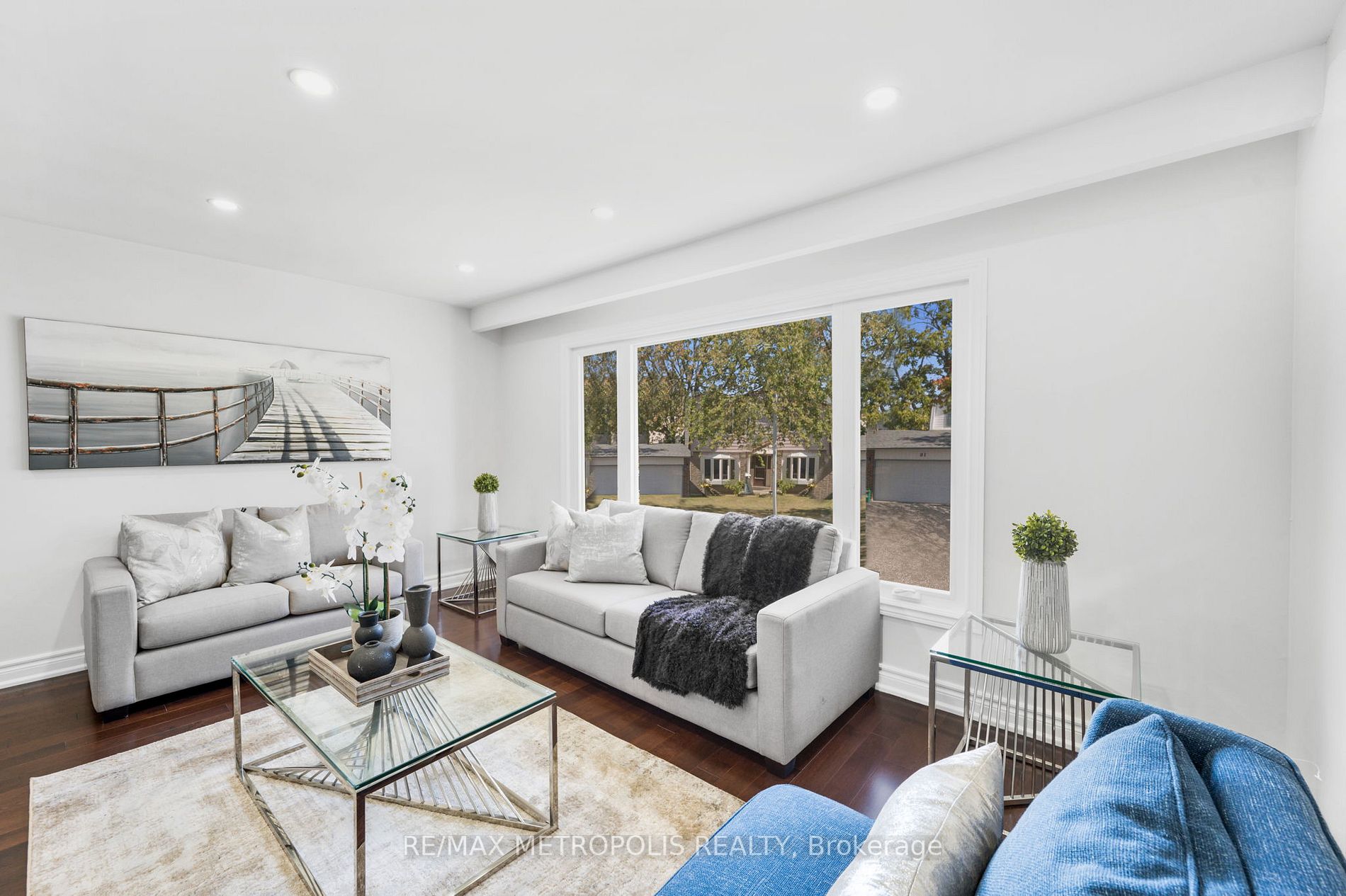 17 Chopin Crt, #Upper