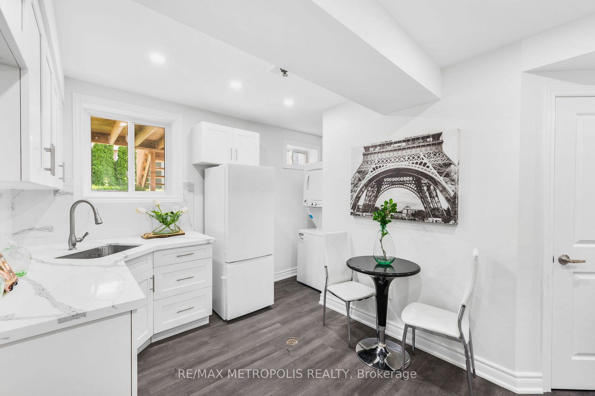 17 Chopin Crt, #Upper