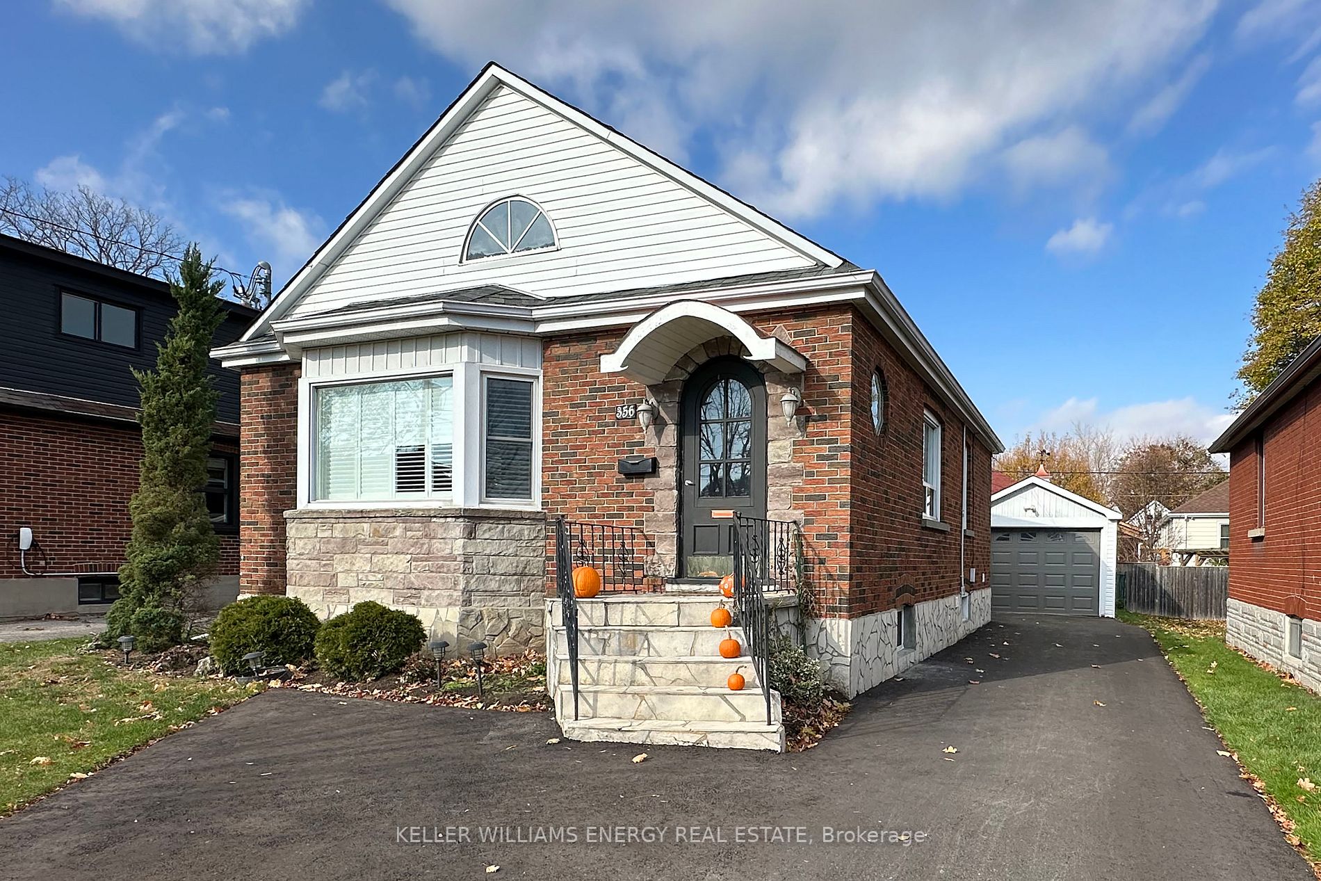 356 Gliddon Ave, #Lower