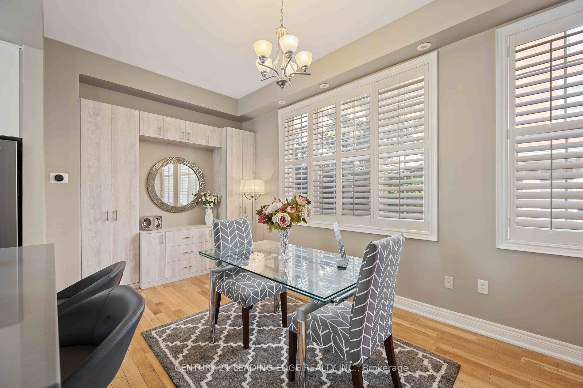 1 Fairhead Mews