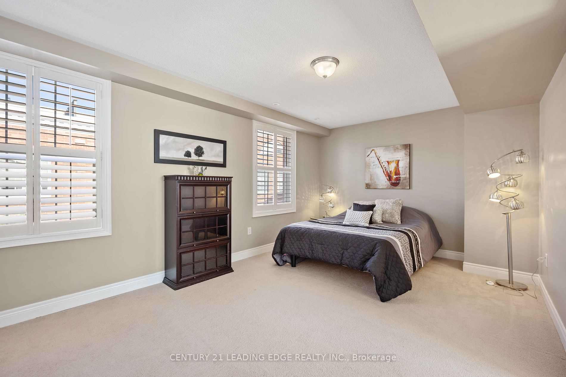 1 Fairhead Mews