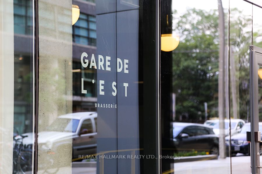 1201 Dundas St E, #505