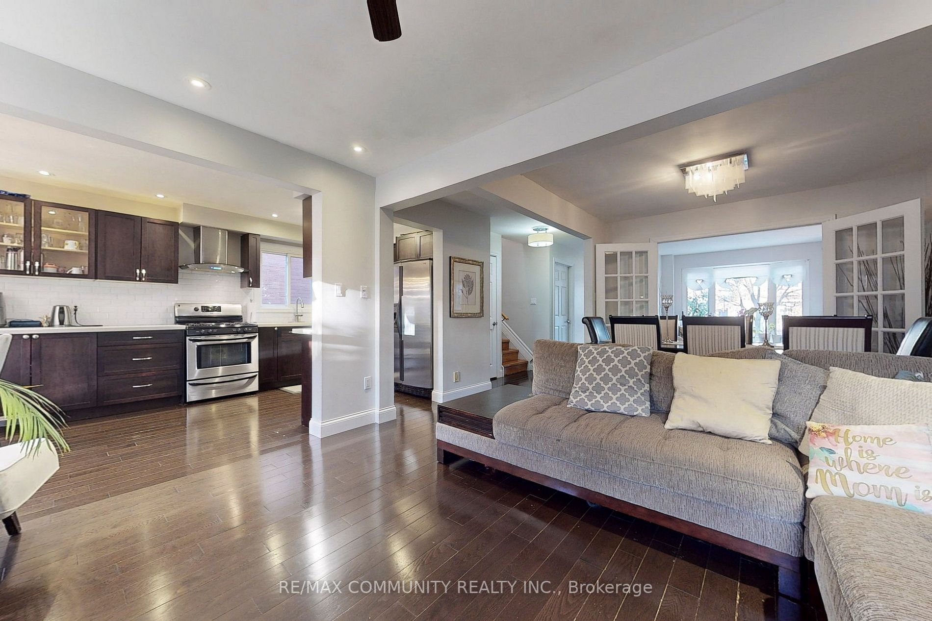 24 Trawley Cres