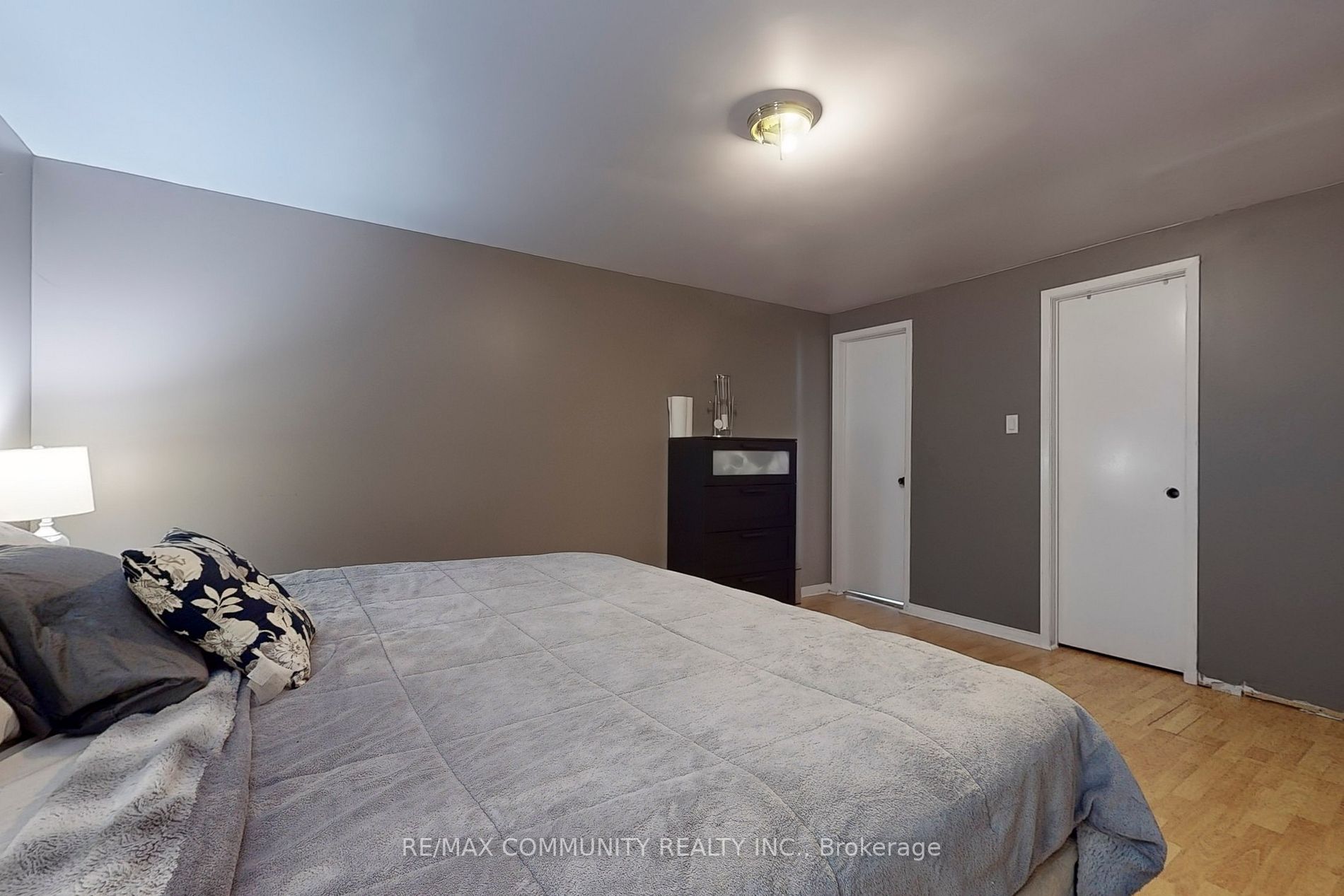 24 Trawley Cres
