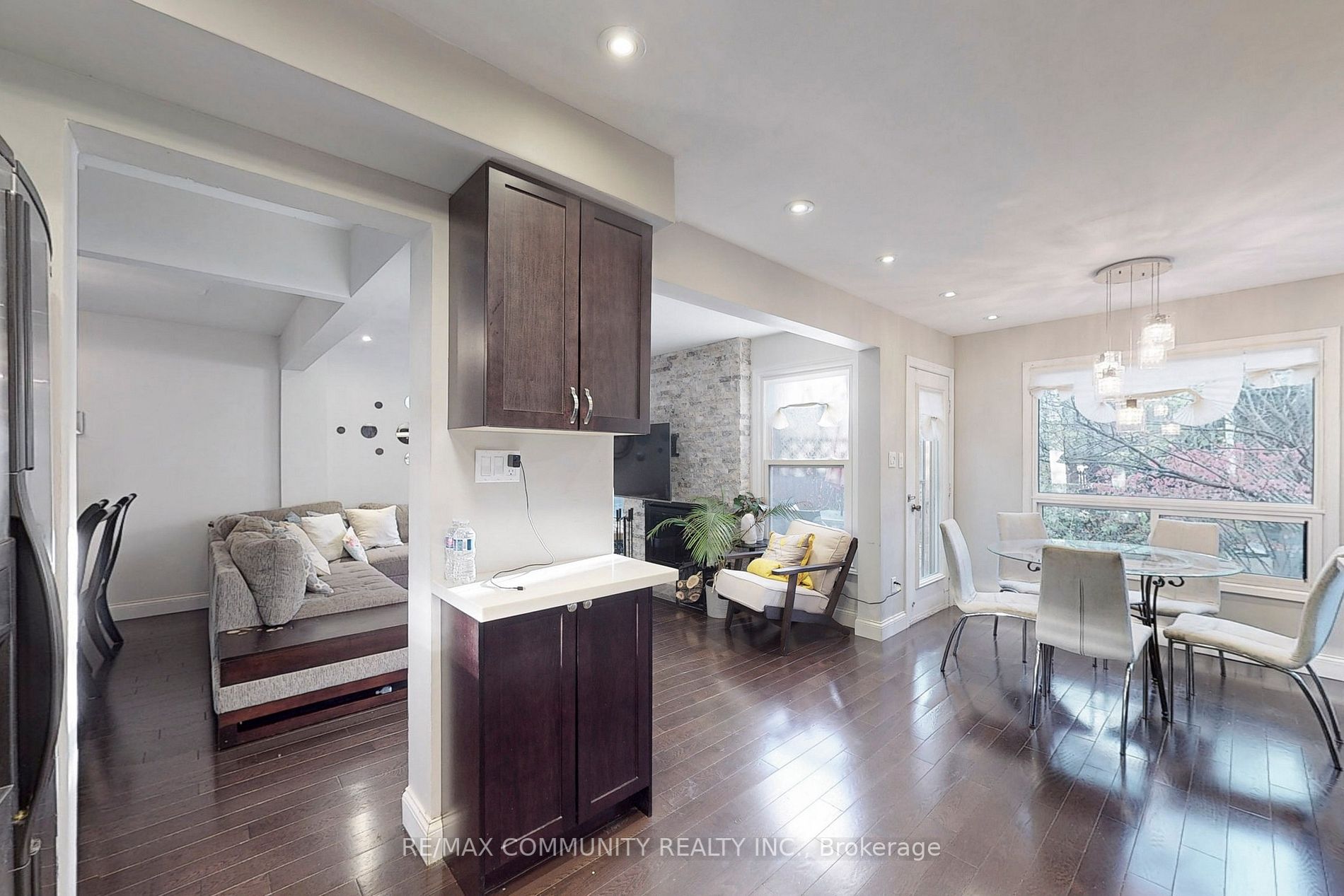 24 Trawley Cres