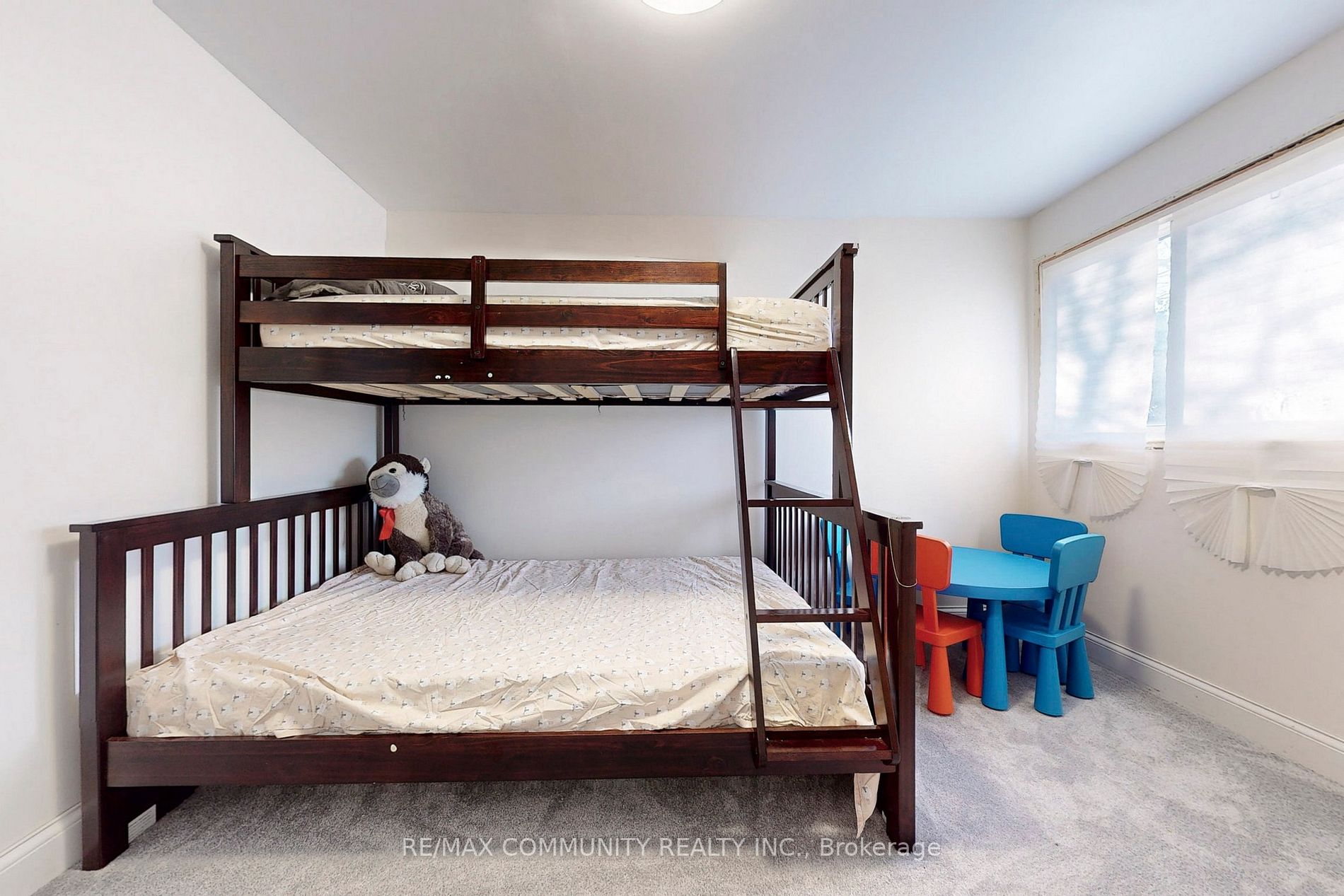 24 Trawley Cres