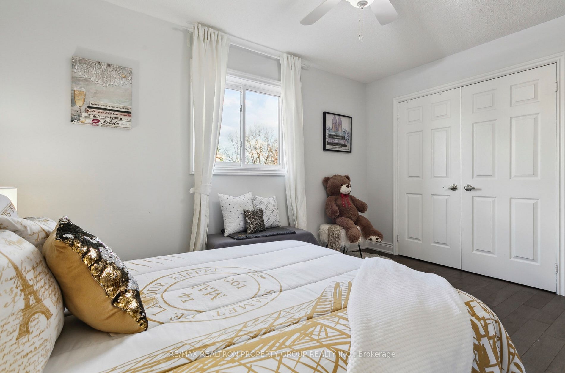 1592 Deerhurst Crt