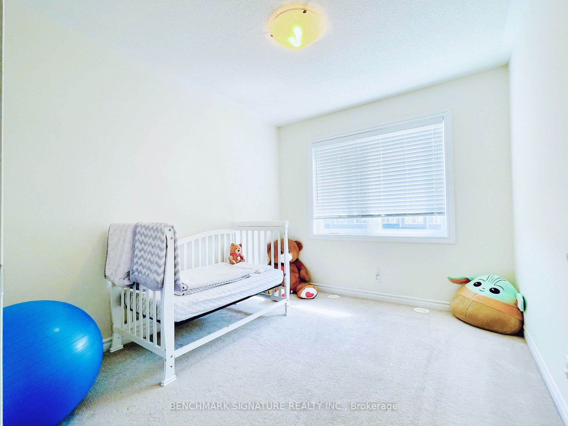 9 Nearco Cres