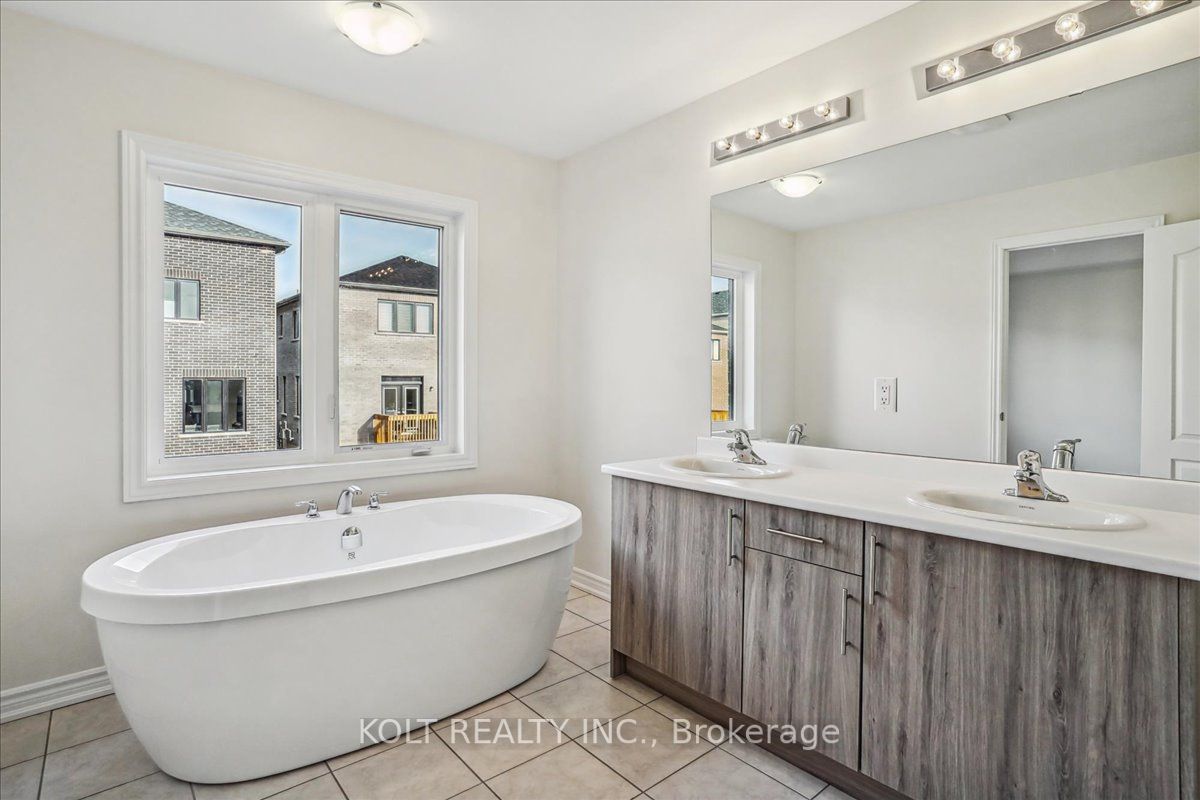 1198 Rexton Dr