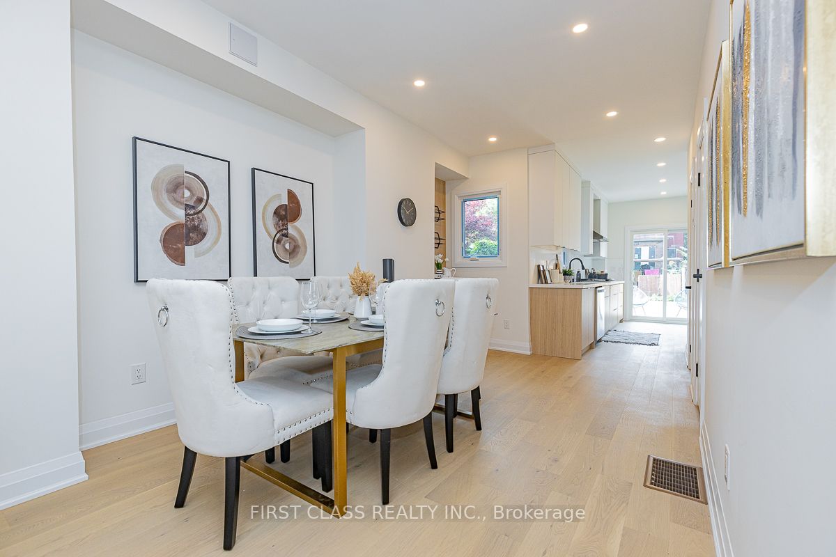 28 Endean Ave, #Upper