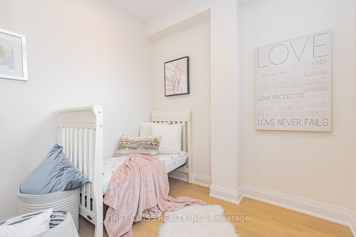 28 Endean Ave, #Upper