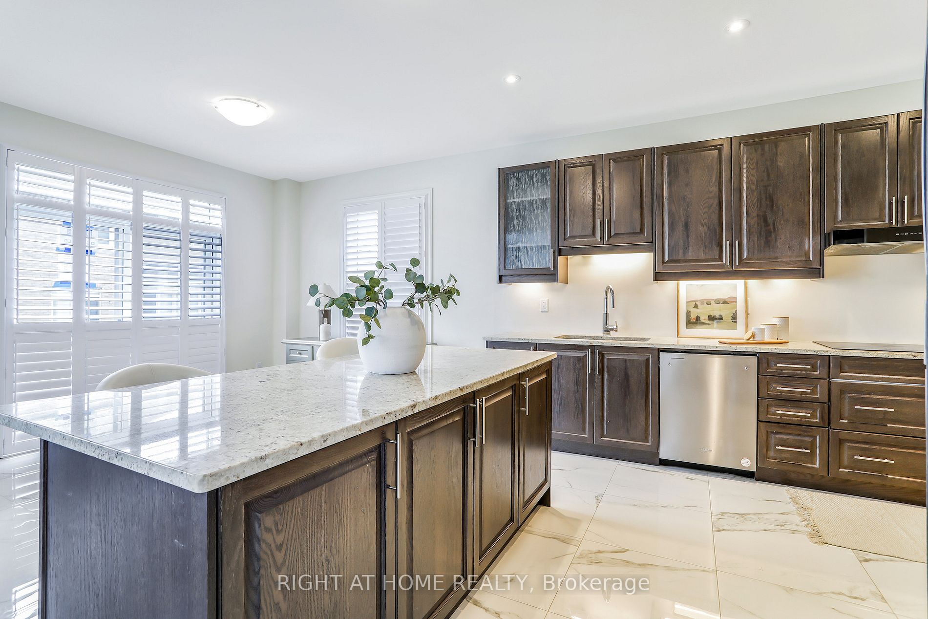 1 Northern Breeze Cres