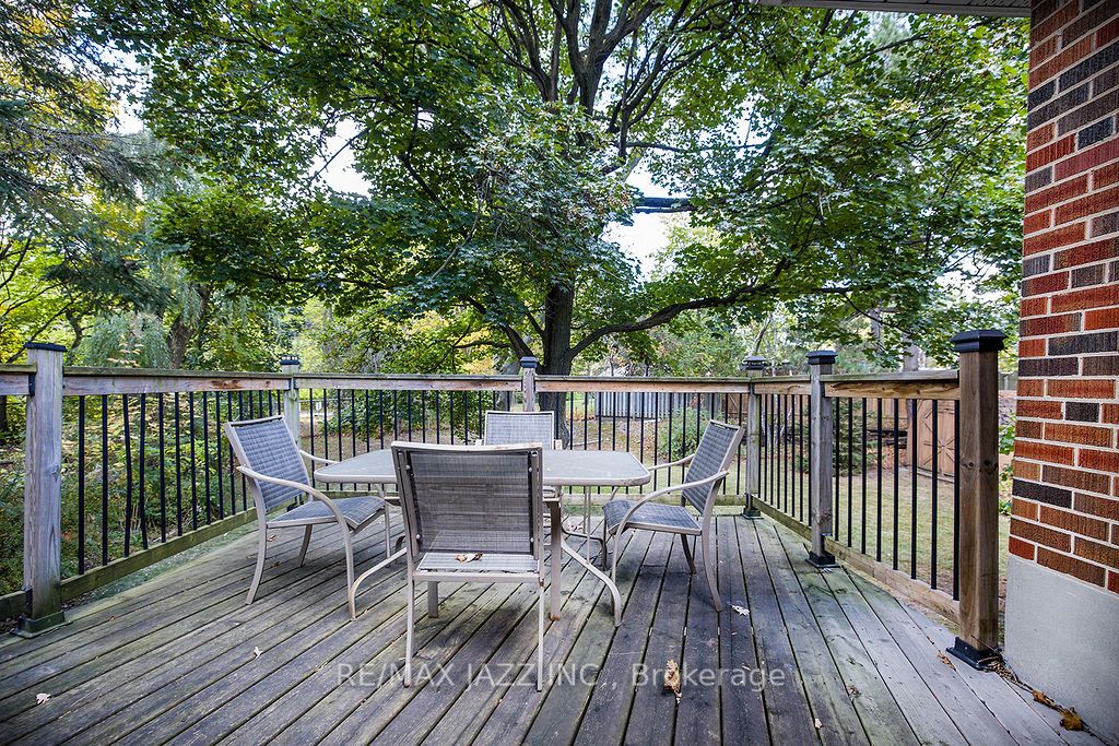 116 Applefield Dr