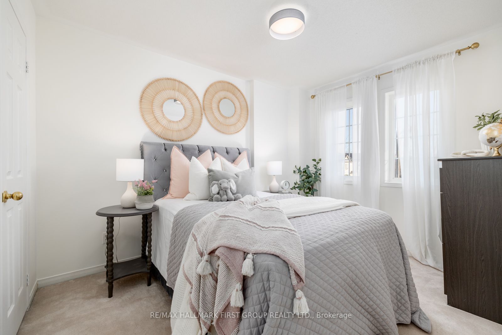 37 Hulley Cres