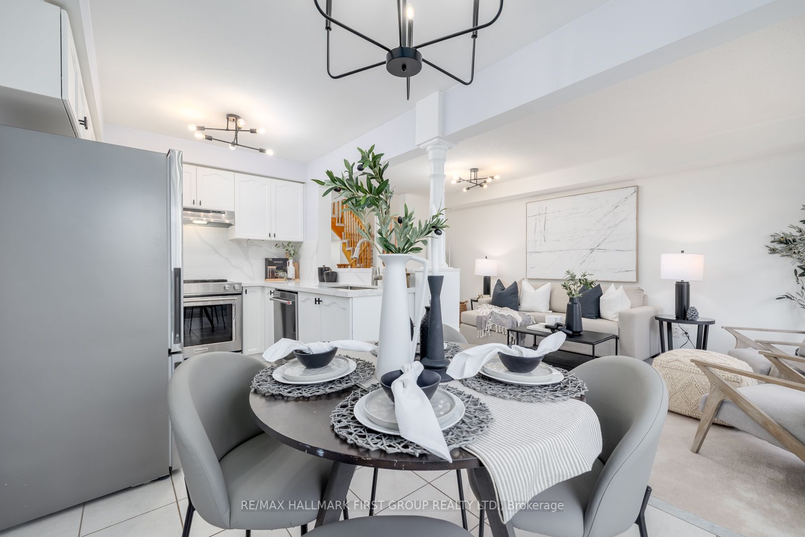 37 Hulley Cres