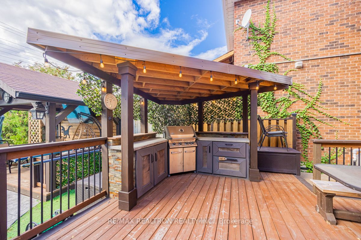 48 Sable Cres
